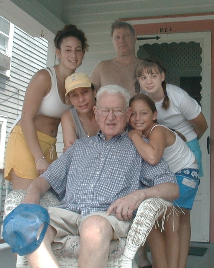 Image03.jpg (169973 bytes)