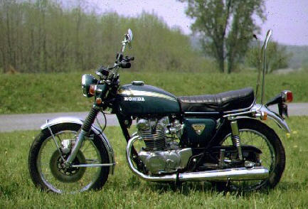Honda71_CB450-02.jpg (62810 bytes)